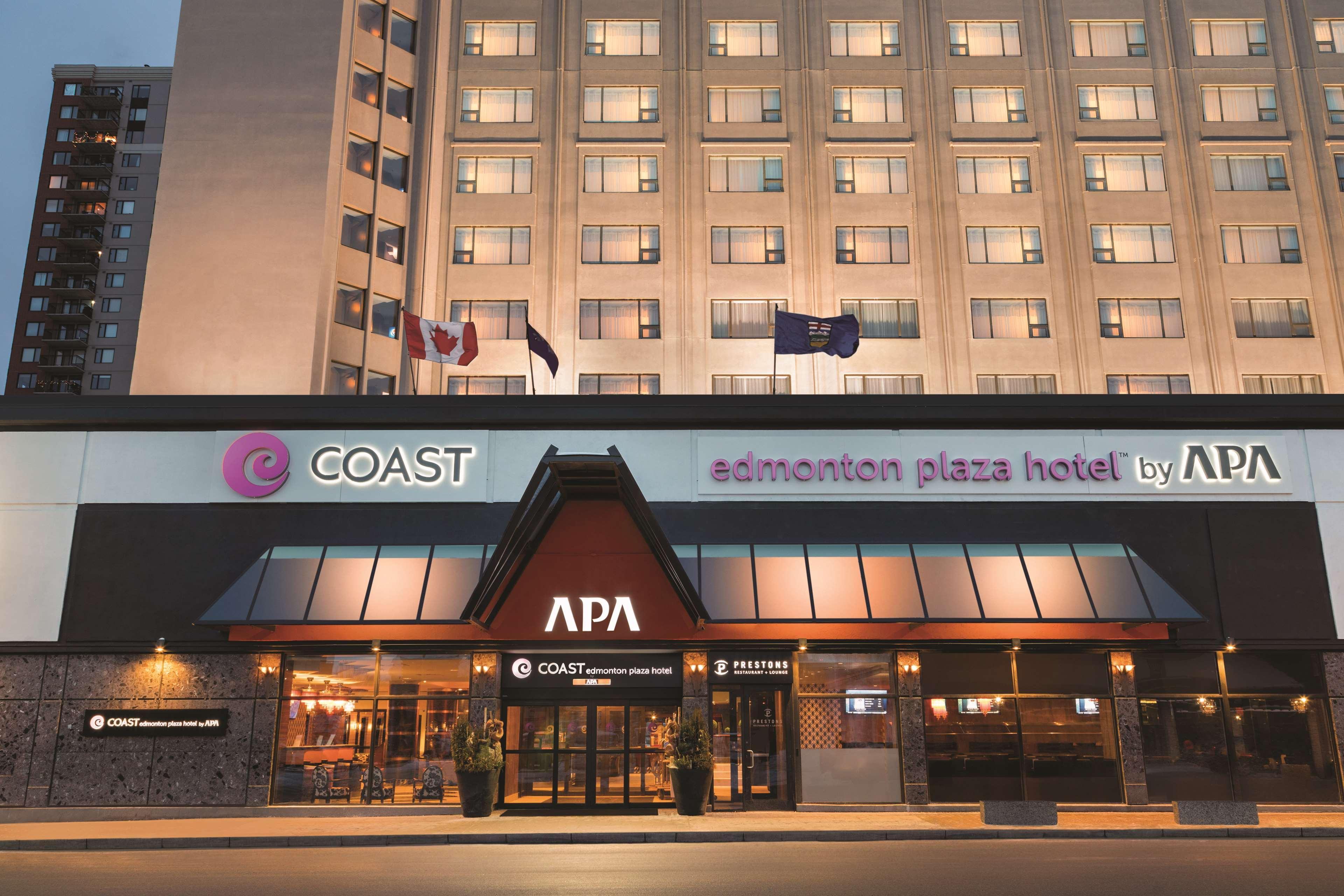 Coast Edmonton Plaza Hotel By Apa מראה חיצוני תמונה