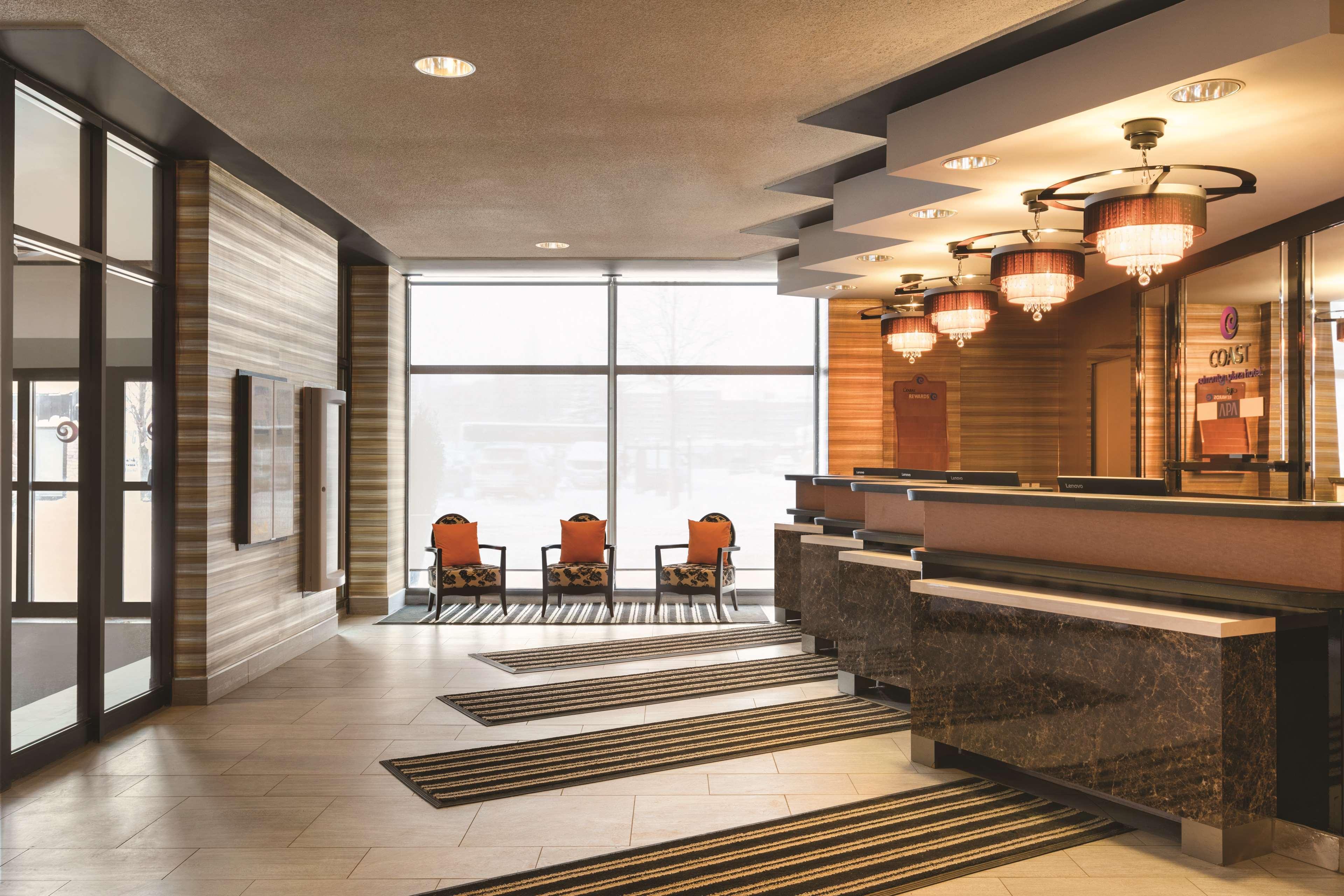 Coast Edmonton Plaza Hotel By Apa מראה חיצוני תמונה