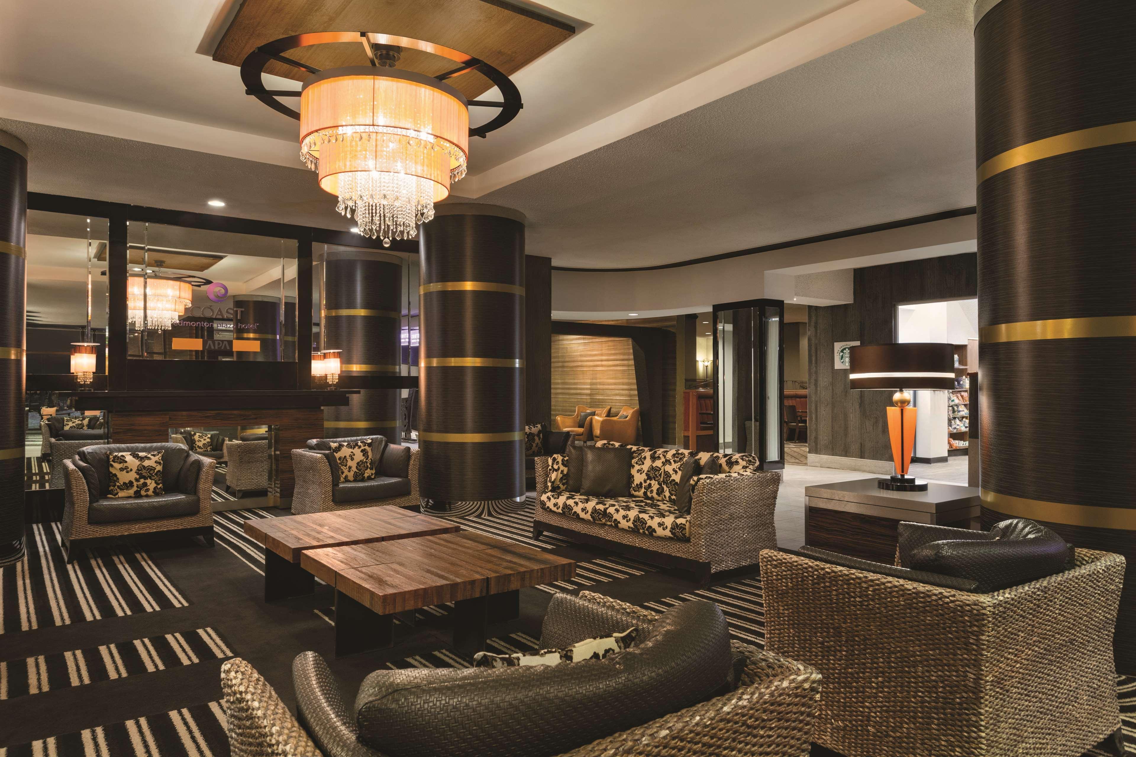 Coast Edmonton Plaza Hotel By Apa מראה חיצוני תמונה
