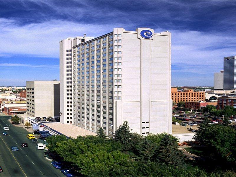 Coast Edmonton Plaza Hotel By Apa מראה חיצוני תמונה