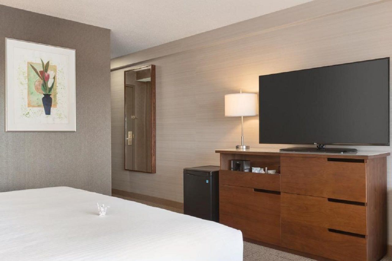 Coast Edmonton Plaza Hotel By Apa מראה חיצוני תמונה